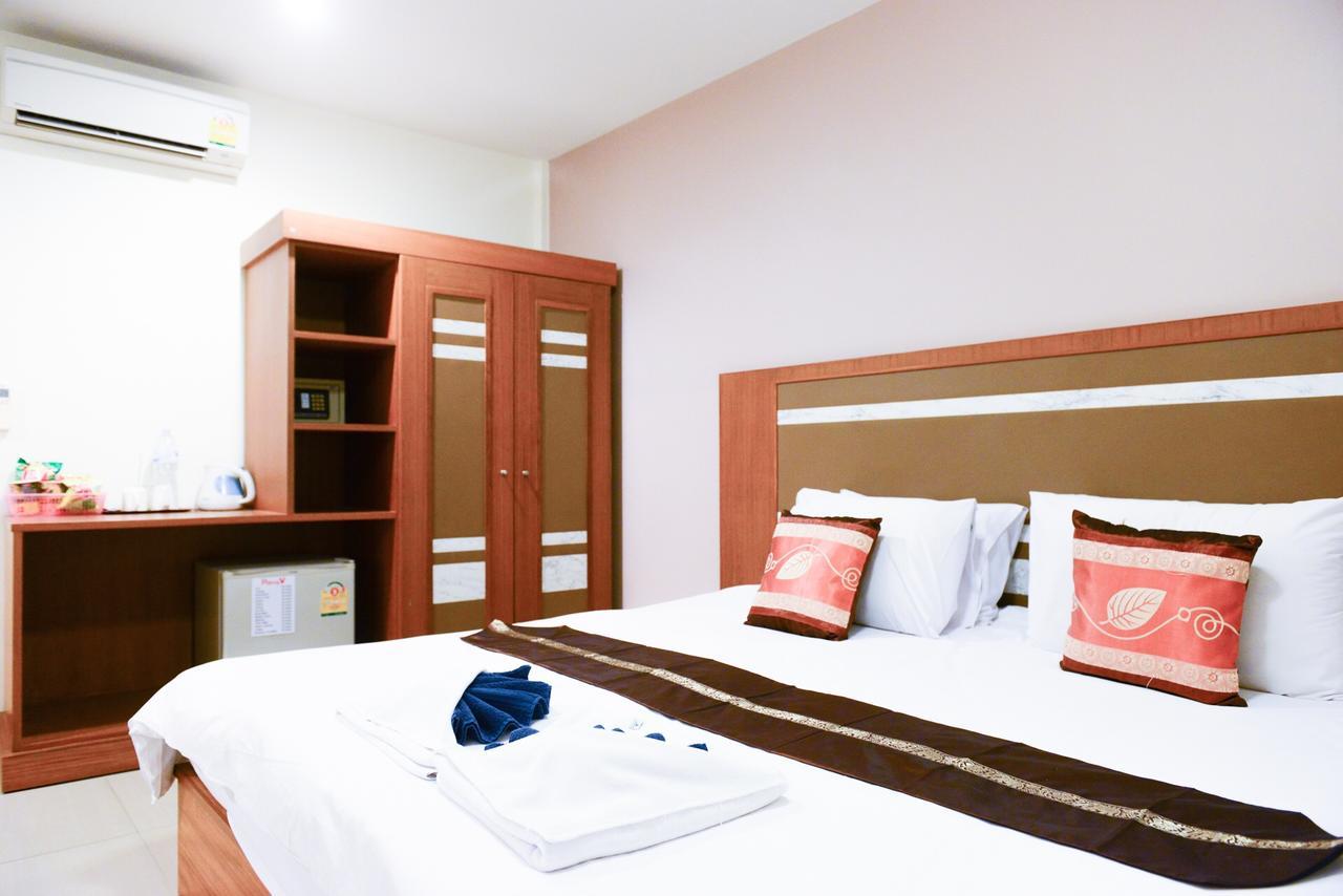 Patong Pool House Aparthotel Екстериор снимка
