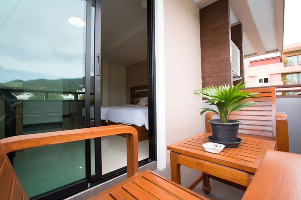 Patong Pool House Aparthotel Стая снимка