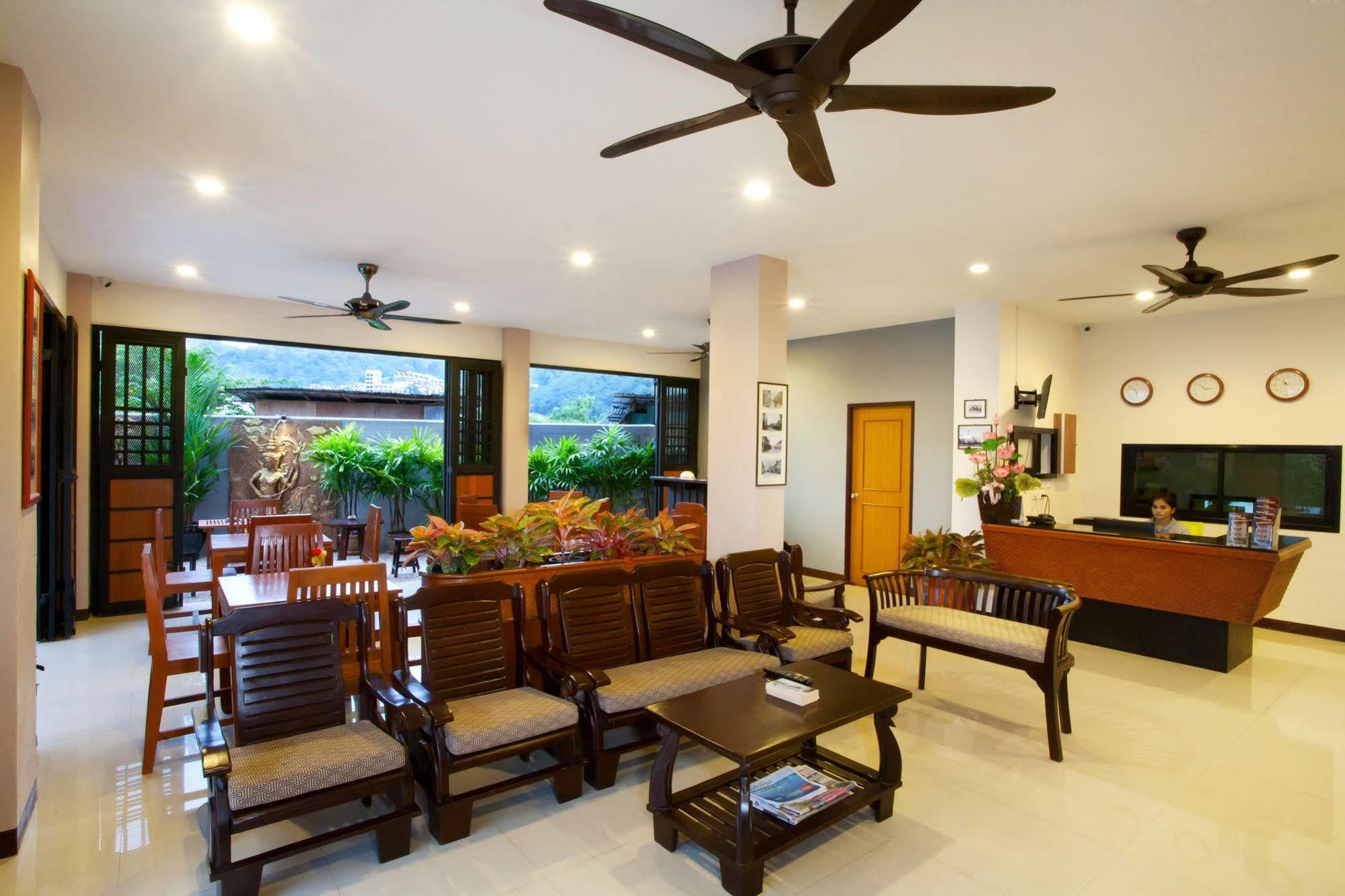 Patong Pool House Aparthotel Екстериор снимка